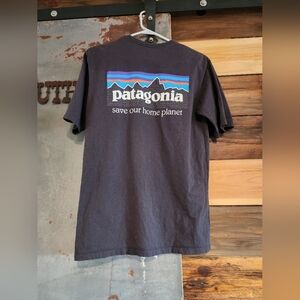Patagonia Charcol Grey Graphic T-Shirt